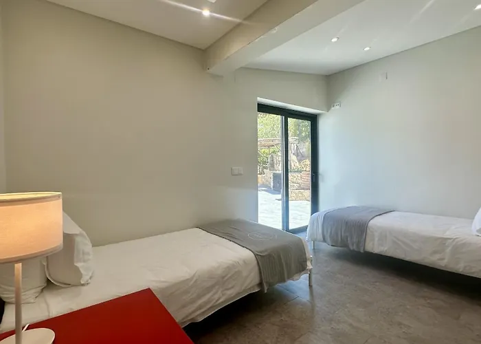 Villa Tropicana - Private Pool - 10 Guests - Albufeira